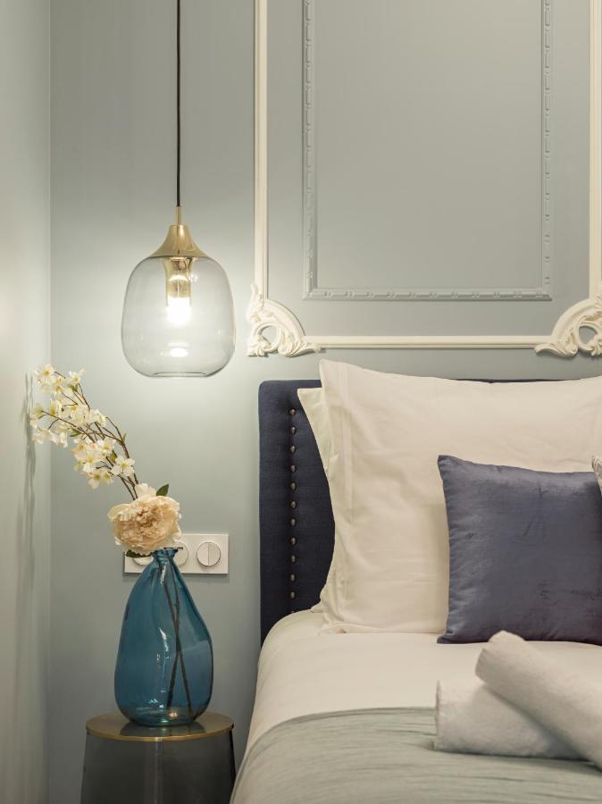 The Pompadour Suite Paris Exterior photo