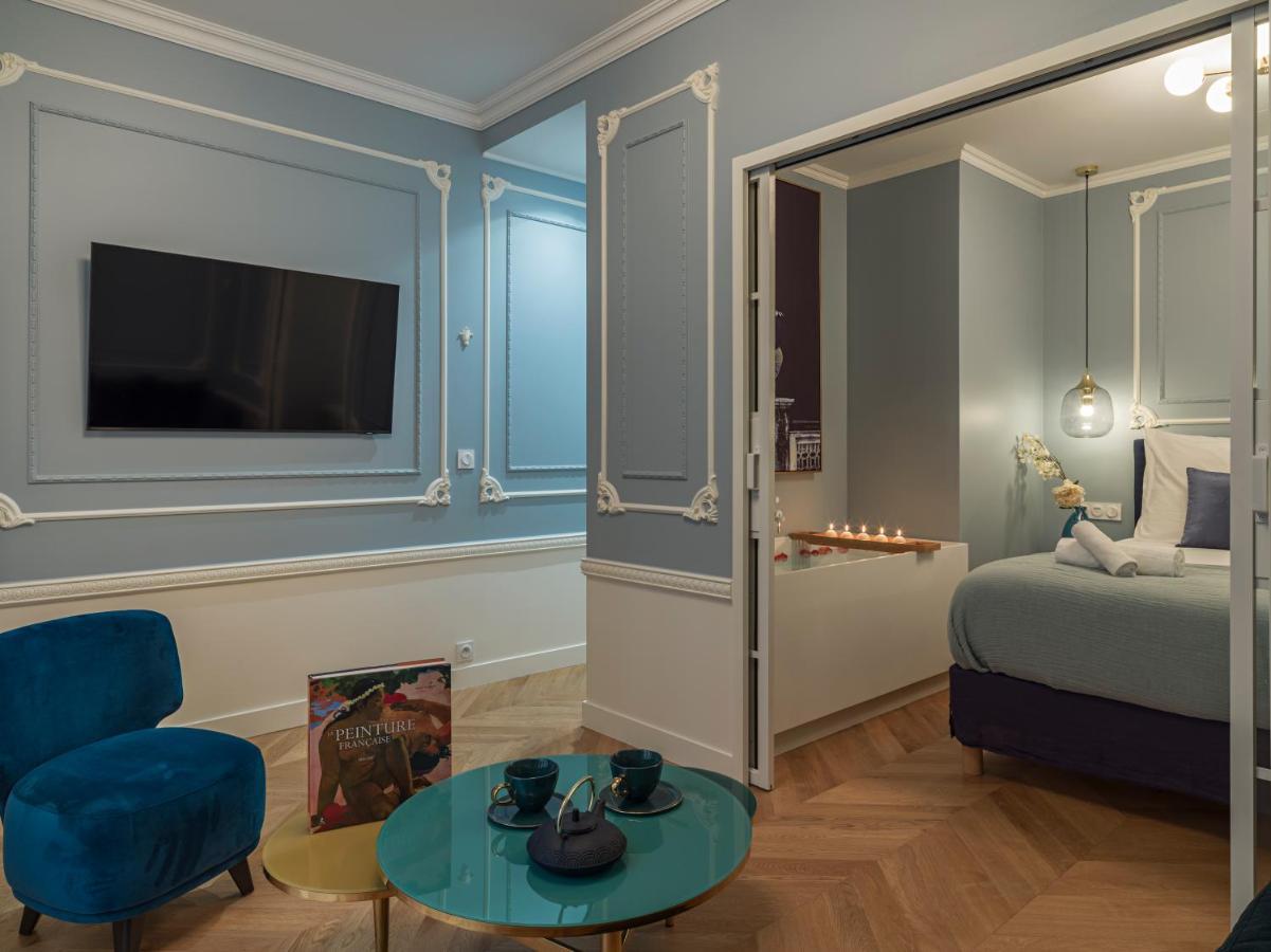 The Pompadour Suite Paris Exterior photo
